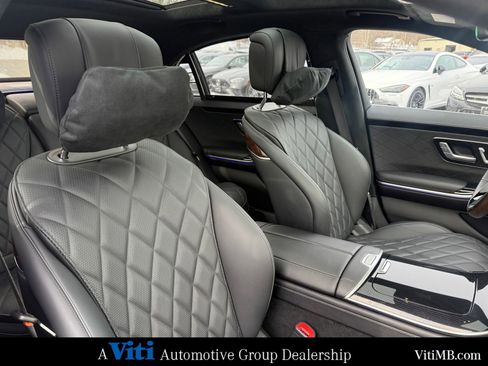 Certified 2023 Mercedes-Benz S 580 4MATIC Sedan image 31