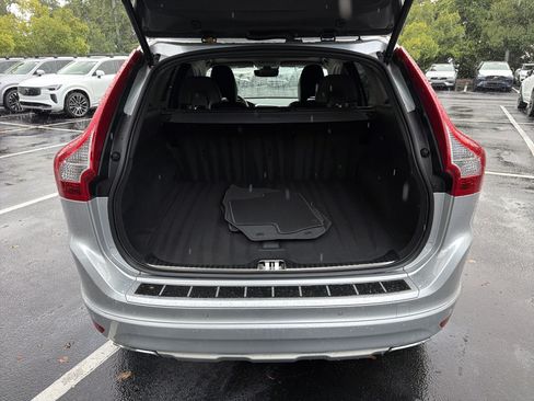 Used 2017 Volvo XC60 T5 Inscription w/ Preferred Option Package FWD image 34