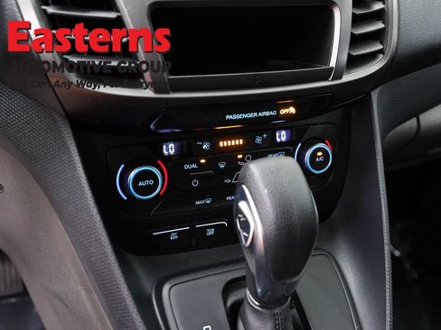 Used 2021 Ford Transit Connect XLT FWD image 20