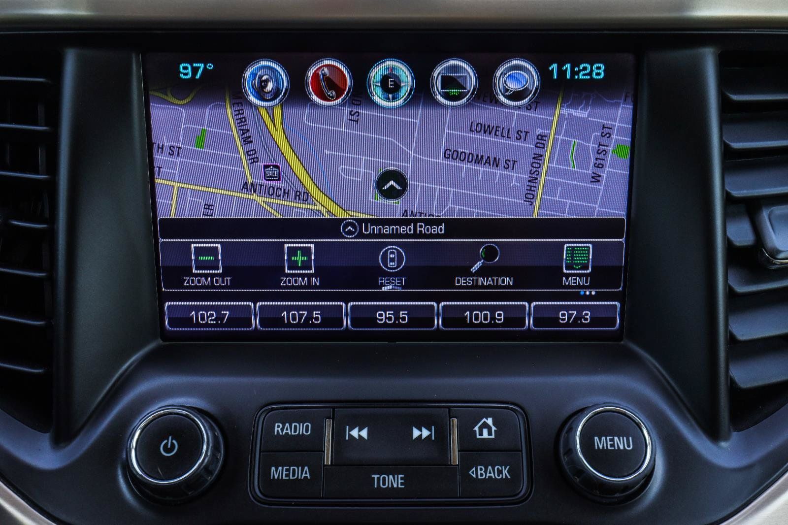 Used 2018 GMC Acadia Denali w/ Technology Package AWD/4WD image 8