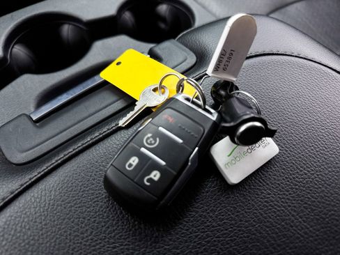 Used 2021 RAM 2500 Laramie image 33