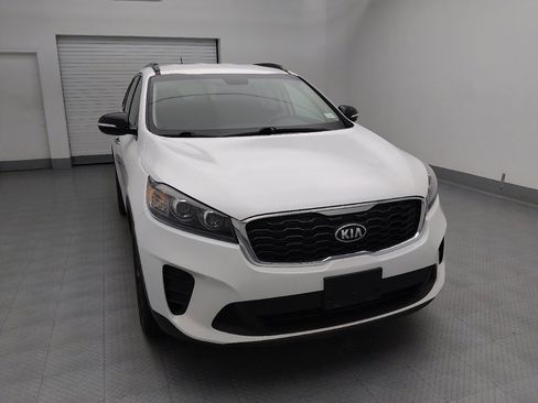 Used 2019 Kia Sorento S FWD image 14