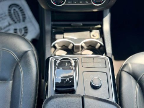 Used 2019 Mercedes-Benz GLS 450 4MATIC w/ Premium 1 Package image 26