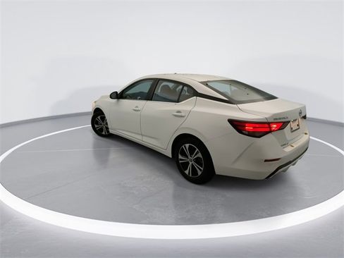 Used 2023 Nissan Sentra SV image 2