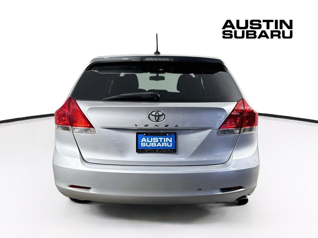 Used 2010 Toyota Venza FWD image 6