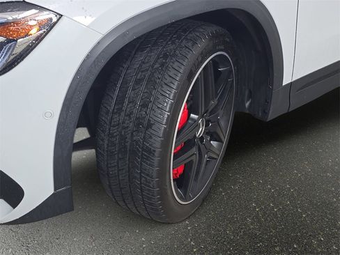 Used 2023 Mercedes-Benz GLA 45 AMG 4MATIC image 36