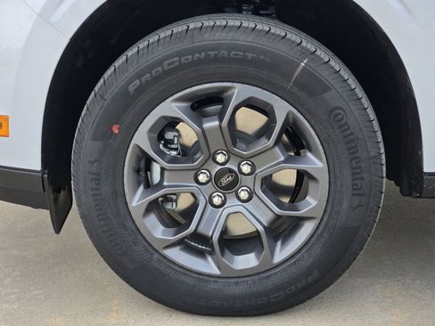 New 2026 Ford Maverick XLT AWD/4WD image 13