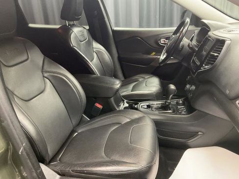 Used 2020 Jeep Cherokee Limited image 15