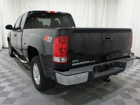 Used 2011 GMC Sierra 1500 SLE w/ Power Tech Package AWD/4WD image 27