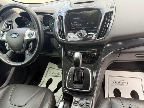 Used 2013 Ford Escape Titanium w/ Parking Technology Pkg AWD/4WD image 35