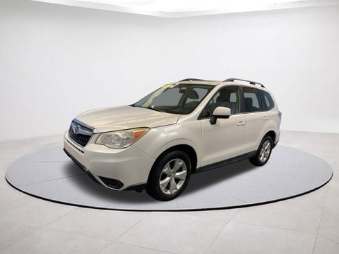 Used 2015 Subaru Forester 2.5i Premium image 3