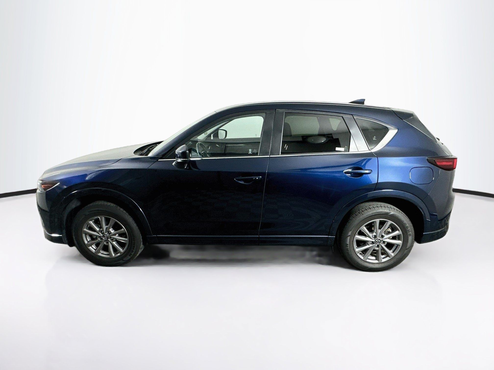 Used 2025 MAZDA CX-5 AWD 2.5 S w/ Select Package image 4