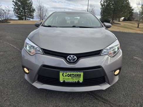 Used 2014 Toyota Corolla LE image 2