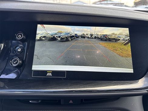 Used 2022 Buick Envision Preferred image 17