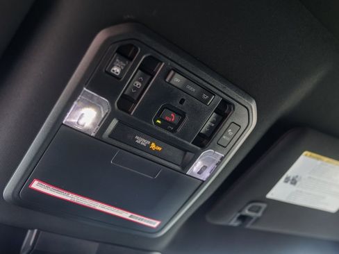 Used 2024 Toyota Tundra Platinum image 25