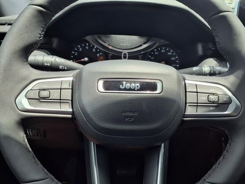 New 2025 Jeep Compass Latitude w/ Convenience Group image 18