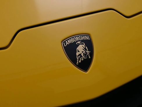 Used 2026 Lamborghini Temerario AWD/4WD image 13