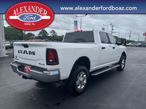 Used 2026 RAM 2500 Big Horn AWD/4WD image 4