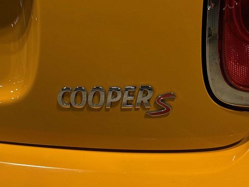 Used 2018 MINI Cooper S FWD image 24