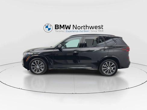 Used 2024 BMW X5 xDrive40i w/ Executive Package AWD/4WD image 11
