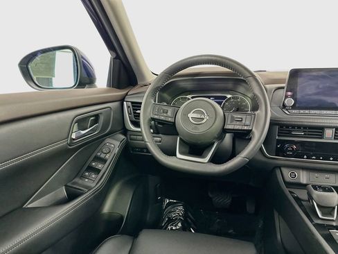Certified 2023 Nissan Rogue SV w/ SV Premium B Package AWD/4WD image 32
