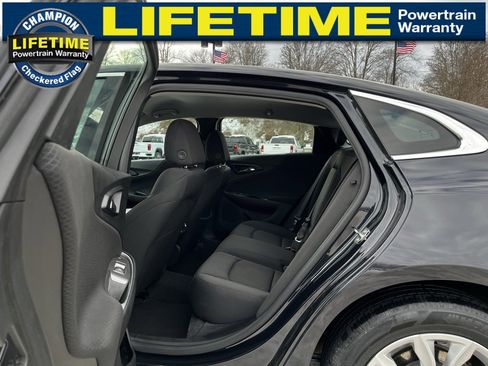 Used 2023 Chevrolet Malibu LT image 23
