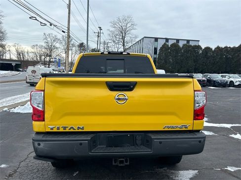 Certified 2017 Nissan Titan PRO-4X w/ Pro-4x Convenience Package image 3