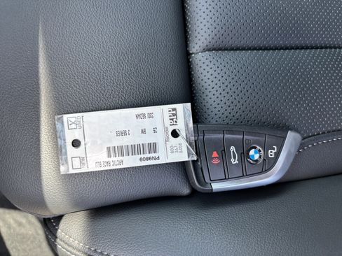 Used 2025 BMW 330i Sedan RWD image 38