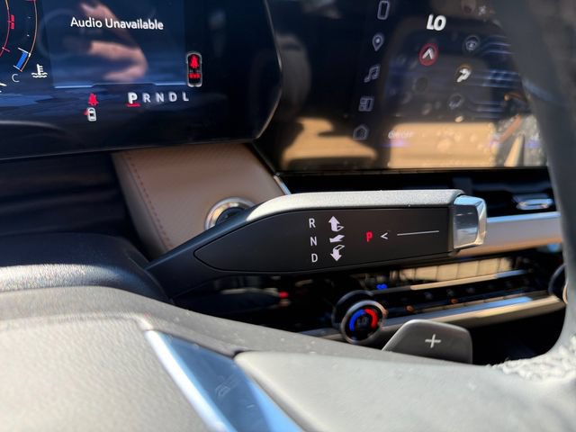 Used 2026 Chevrolet Equinox ACTIV w/ Convenience Package III AWD/4WD image 18