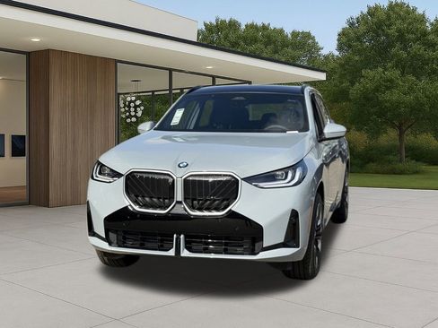 New 2026 BMW X3 xDrive30 w/ Premium Package image 3