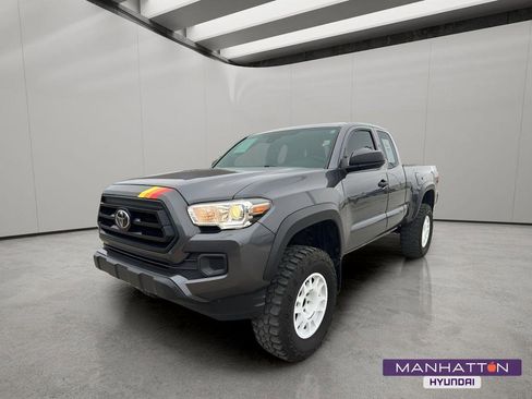 Used 2020 Toyota Tacoma SR w/ SX Package image 1