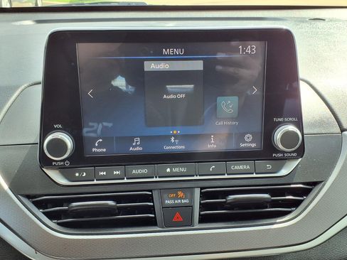 Used 2024 Nissan Altima 2.5 SR image 19