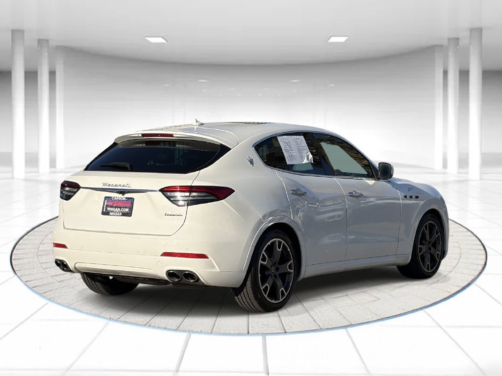 Used 2023 Maserati Levante GT AWD/4WD image 4