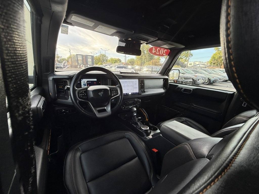 Used 2024 Ford Bronco Badlands AWD/4WD image 39