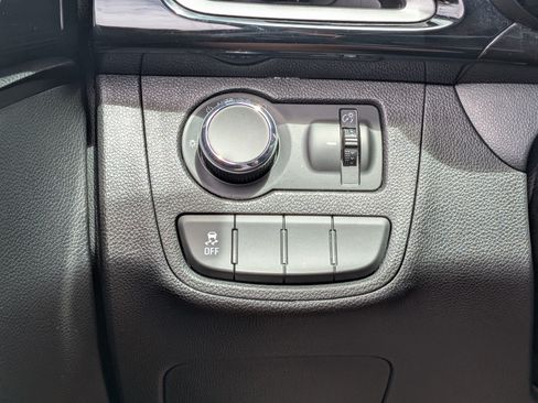 Used 2021 Chevrolet Spark LT FWD image 22