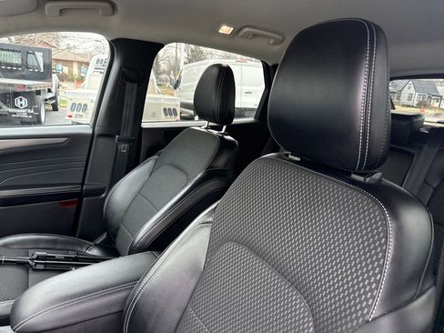 Used 2023 Ford Escape SE FWD image 22