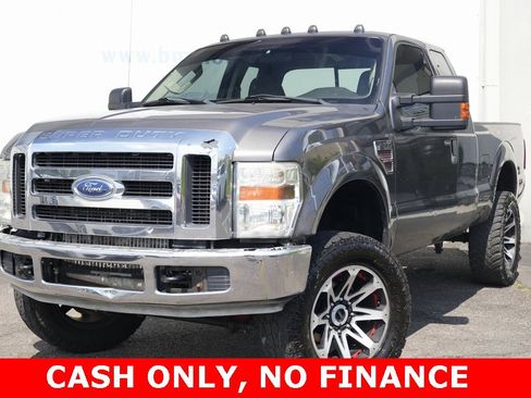 Used 2008 Ford F350 XLT image 2