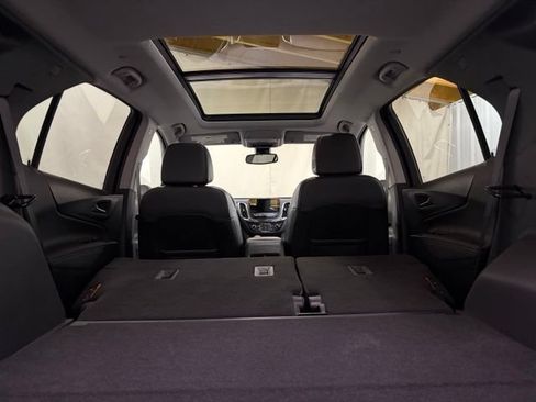 Used 2023 Chevrolet Equinox Premier AWD/4WD image 50
