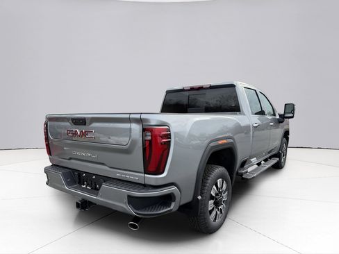 Used 2026 GMC Sierra 2500 Denali w/ Denali Reserve Package AWD/4WD image 5
