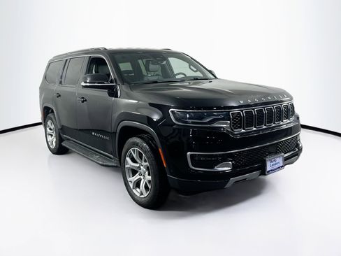 Used 2022 Jeep Wagoneer Series II image 3