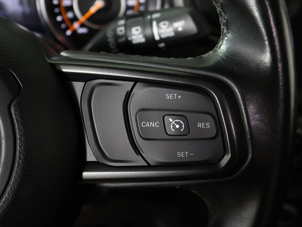 Used 2022 Jeep Wrangler Sport AWD/4WD image 35