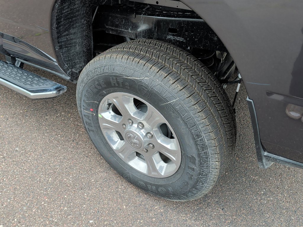 New 2026 RAM 2500 Big Horn AWD/4WD image 11