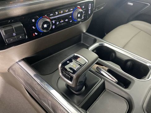 Used 2023 Chevrolet Silverado 1500 LTZ image 19