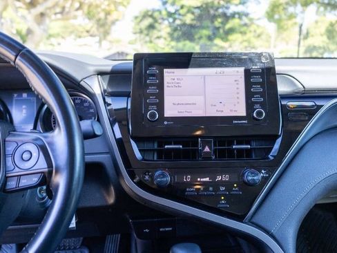 Used 2022 Toyota Camry SE image 45