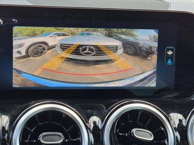 Used 2026 Mercedes-Benz GLB 250 image 12