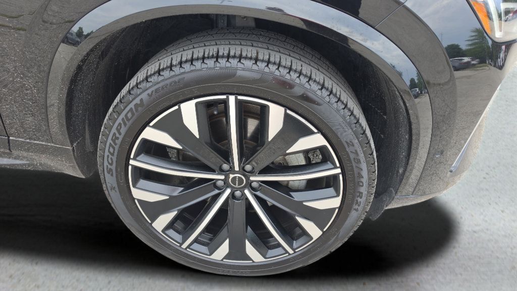 Used 2025 Volvo XC90 B6 Plus AWD/4WD image 22