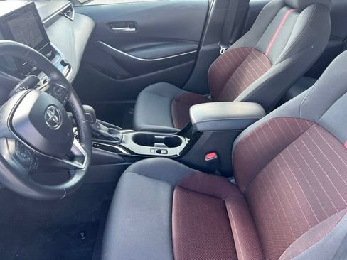 Used 2025 Toyota Corolla SE FWD image 11