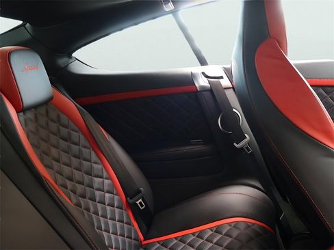 Used 2017 Bentley Continental GT Speed image 17
