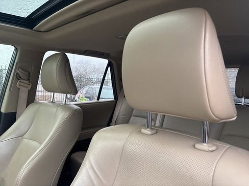 Used 2017 Toyota 4Runner Limited image 8