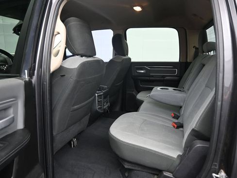 Used 2019 RAM 2500 Big Horn AWD/4WD image 25